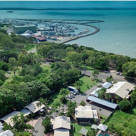 The Villas - Hervey Bay - 2 Separate Villas Urangan Extérieur photo