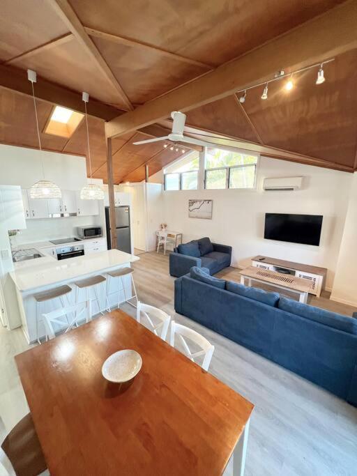 The Villas - Hervey Bay - 2 Separate Villas Urangan Extérieur photo